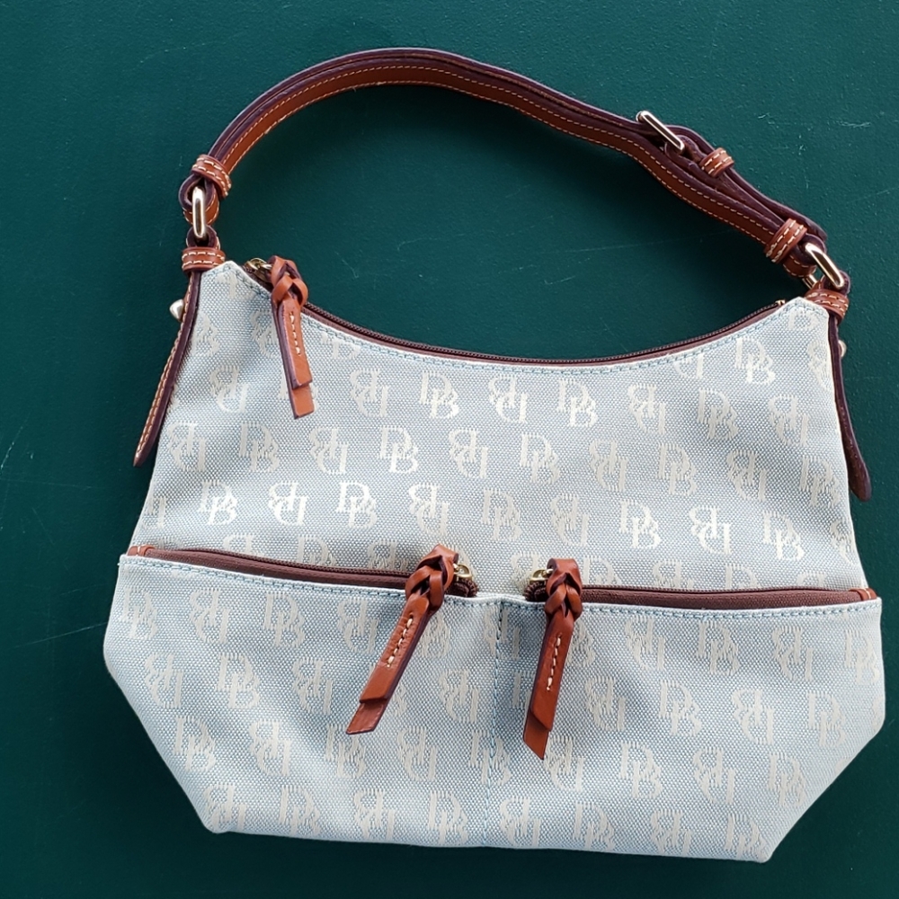 Dooney and Bourke Handbag NWOT